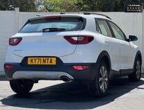 Kia Stonic 1.0 T-GDi 2 SUV 5dr Petrol DCT Euro 6 (s/s) (99 bhp)[Tadley] 8