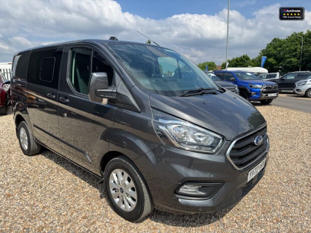 Ford Transit Custom Crew Cab SWB L1H1 300 Limited Air Con Alloys Cam Sensors EURO 6 5