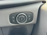Ford Transit Custom Crew Cab SWB L1H1 300 Limited Air Con Alloys Cam Sensors EURO 6 26