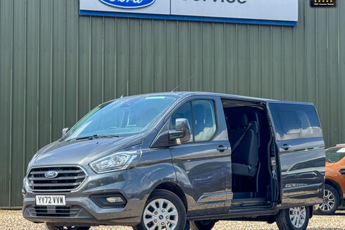Ford Transit Custom Crew Cab SWB L1H1 300 Limited Air Con Alloys Cam Sensors EURO 6