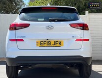 Hyundai TUCSON 1.6 GDi S Connect SUV 5dr Petrol Manual Euro 6 (s/s) (132 ps)[Tadley] 6