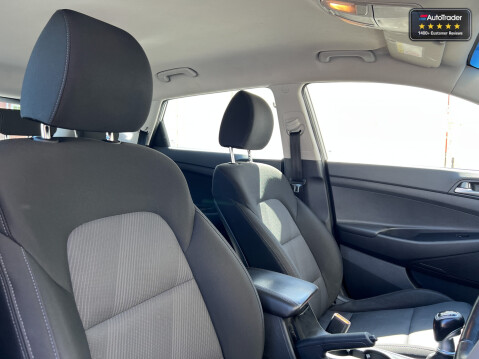 Hyundai TUCSON 1.6 GDi S Connect SUV 5dr Petrol Manual Euro 6 (s/s) (132 ps)[Tadley] 10