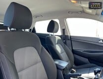 Hyundai TUCSON 1.6 GDi S Connect SUV 5dr Petrol Manual Euro 6 (s/s) (132 ps)[Tadley] 10