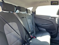 Hyundai TUCSON 1.6 GDi S Connect SUV 5dr Petrol Manual Euro 6 (s/s) (132 ps)[Tadley] 12
