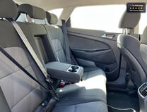 Hyundai TUCSON 1.6 GDi S Connect SUV 5dr Petrol Manual Euro 6 (s/s) (132 ps)[Tadley] 13