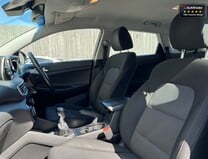 Hyundai TUCSON 1.6 GDi S Connect SUV 5dr Petrol Manual Euro 6 (s/s) (132 ps)[Tadley] 21