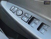 Hyundai TUCSON 1.6 GDi S Connect SUV 5dr Petrol Manual Euro 6 (s/s) (132 ps)[Tadley] 43