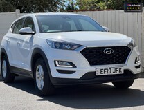 Hyundai TUCSON 1.6 GDi S Connect SUV 5dr Petrol Manual Euro 6 (s/s) (132 ps)[Tadley] 3