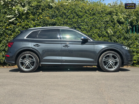 Audi SQ5 3.0 TFSI V6 SUV 5dr Petrol Tiptronic quattro Euro 6 (s/s) (354 ps) 4