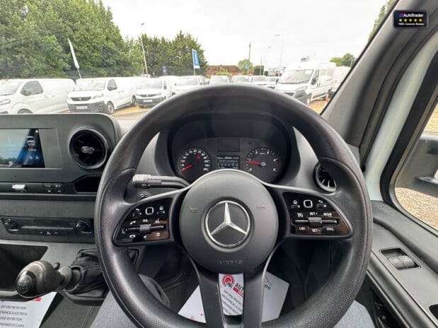 Mercedes-Benz Sprinter Tipper MWB L2 315 Cdi Progressive Cruise Tow Bar EURO 6 15