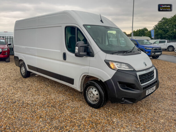 Peugeot Boxer LWB L3H2 Medium Roof Bluehdi 335 Professional Air Con Cruise Nav EURO 6 4