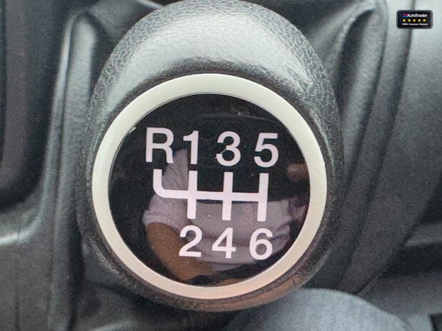 Peugeot Boxer LWB L3H2 Medium Roof Bluehdi 335 Professional Air Con Cruise Nav EURO 6 33