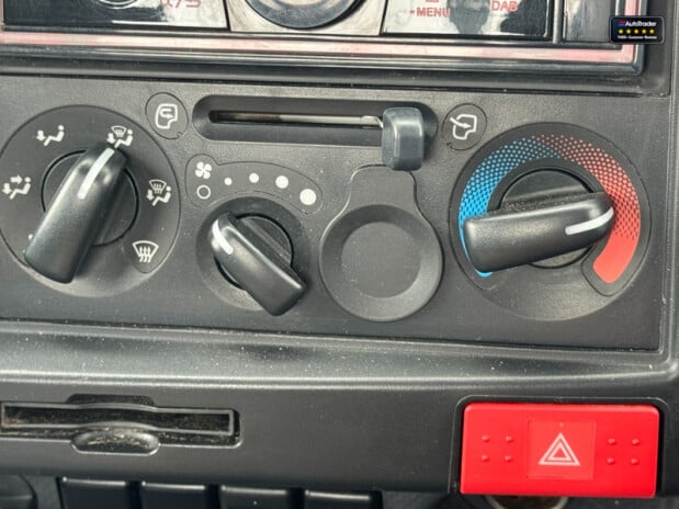 Isuzu Grafter Tipper SWB N35.125S Low Mileage EURO 6 24