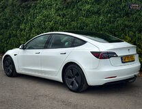 Tesla Model 3 (Sold) Standard Range Plus Saloon 4dr Electric Auto RWD (241 bhp) 31