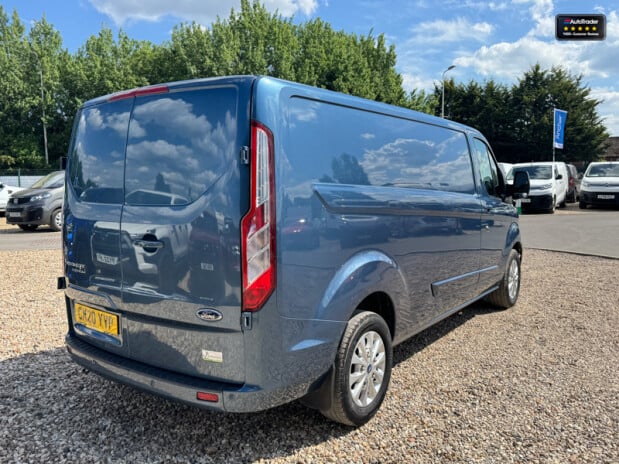 Ford Transit Custom LWB L2H1 (SOLD CR) Low Roof 300 Limited Air Con Alloys Sensors EURO 6 NO VA 6