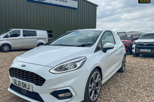 Ford Fiesta SWB L1H1 Low Roof Sport Mhev Air Con Alloys EURO 6