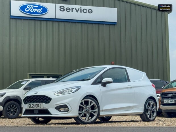 Ford Fiesta SWB L1H1 Low Roof Sport Mhev Air Con Alloys EURO 6 1