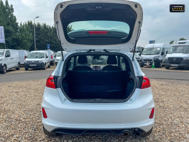 Ford Fiesta SWB L1H1 Low Roof Sport Mhev Air Con Alloys EURO 6 8