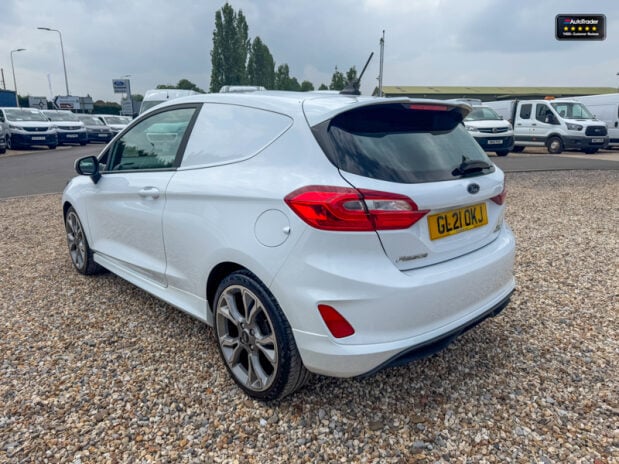 Ford Fiesta SWB L1H1 Low Roof Sport Mhev Air Con Alloys EURO 6 10