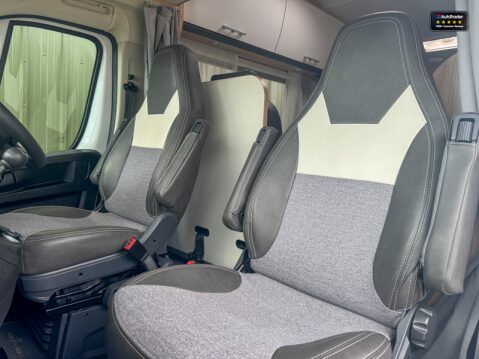 Sunlight A72 6 Berth|6 Belts|Rear Bunk Beds|Full Dinette|Kitchen|Shower 7