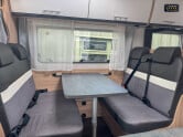 Sunlight A72 6 Berth|6 Belts|Rear Bunk Beds|Full Dinette|Kitchen|Shower 8