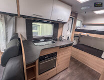 Sunlight A72 6 Berth|6 Belts|Rear Bunk Beds|Full Dinette|Kitchen|Shower 11