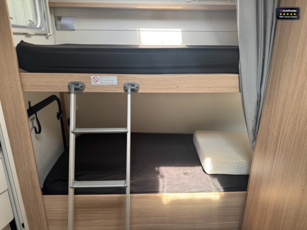 Sunlight A72 6 Berth|6 Belts|Rear Bunk Beds|Full Dinette|Kitchen|Shower 16