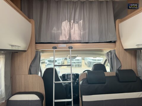 Sunlight A72 6 Berth|6 Belts|Rear Bunk Beds|Full Dinette|Kitchen|Shower 19