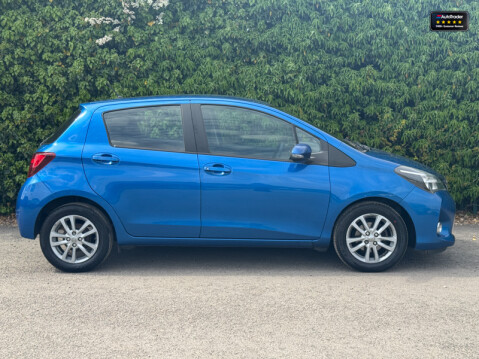 Toyota Yaris 1.33 Dual VVT-i Icon Hatchback 5dr Petrol Manual Euro 5 Euro 5 (99 ps) 31