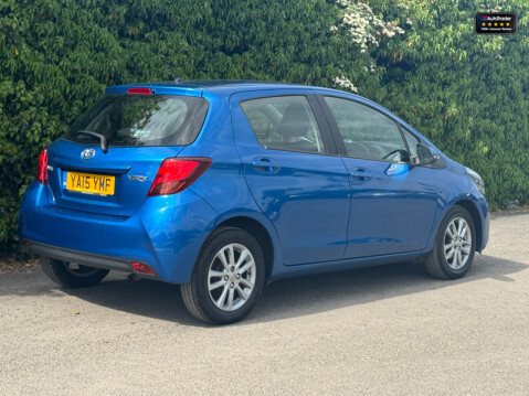 Toyota Yaris 1.33 Dual VVT-i Icon Hatchback 5dr Petrol Manual Euro 5 Euro 5 (99 ps) 3