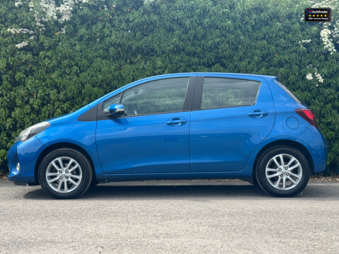 Toyota Yaris 1.33 Dual VVT-i Icon Hatchback 5dr Petrol Manual Euro 5 Euro 5 (99 ps) 5