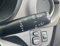 Toyota Yaris 1.33 Dual VVT-i Icon Hatchback 5dr Petrol Manual Euro 5 Euro 5 (99 ps) 16