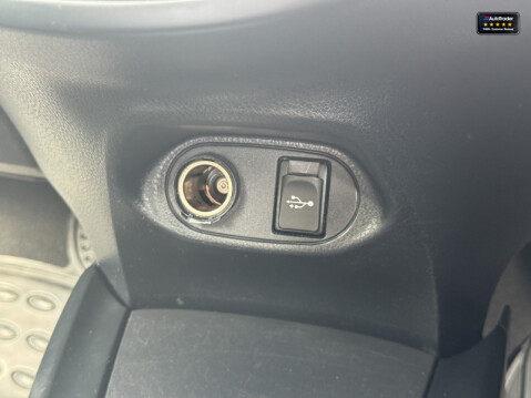 Toyota Yaris 1.33 Dual VVT-i Icon Hatchback 5dr Petrol Manual Euro 5 Euro 5 (99 ps) 24