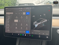 Tesla Model 3 (Sold) (Dual Motor) Long Range Saloon 4dr Electric Auto 4WDE (346 ps) 17