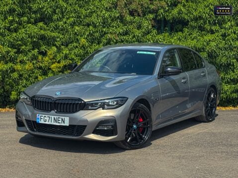 BMW 3 Series (Sold) 330e 12kWh M Sport Pro Edition Saloon 4dr Petrol Plug-in Hybrid Auto 20