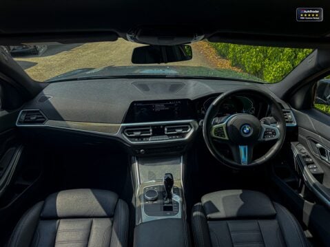 BMW 3 Series (Sold) 330e 12kWh M Sport Pro Edition Saloon 4dr Petrol Plug-in Hybrid Auto 9
