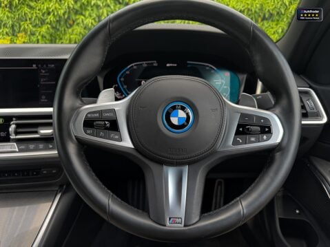 BMW 3 Series (Sold) 330e 12kWh M Sport Pro Edition Saloon 4dr Petrol Plug-in Hybrid Auto 13