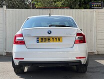 Skoda Octavia 1.5 TSI ACT SE L Hatchback 5dr Petrol DSG Euro 6 (s/s) (150 ps)[Tadley] 6