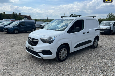 Vauxhall Combo SWB L1H1 Low Roof 2300 Sportive Air Con Sensors EURO 6 NO VAT