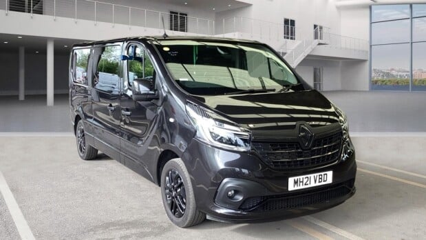 Renault Trafic AUTO Crew LWB L2 Black Edition 170hp Energy Alloy Air 6 Seat Cruise Nav NO 2