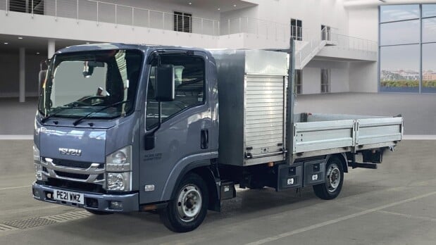 Isuzu Grafter Dropside SWB L1 N35.125S Hands-free Audio 3 Seats + Toolbox EURO 6 1
