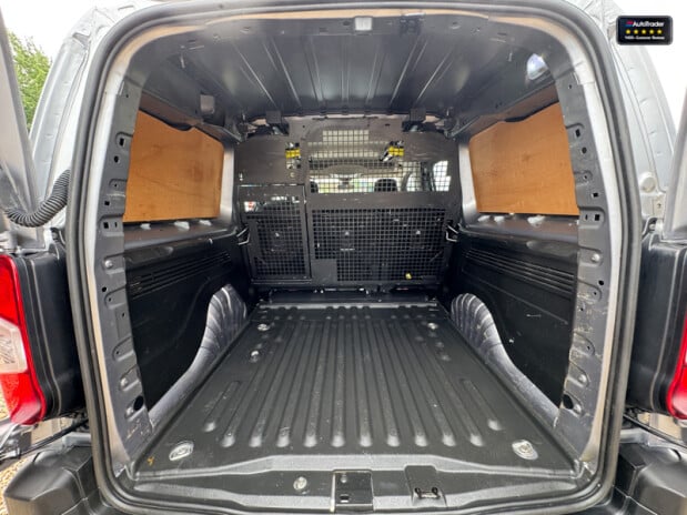 Citroen Berlingo Crew Cab [SOLD CM] LWB L2H1 850 Enterprise Pro Air Con Cam Nav Sensors EURO 10