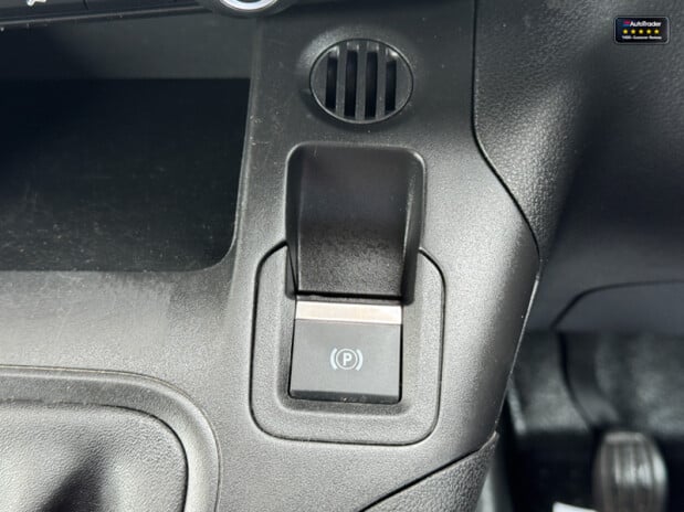 Citroen Berlingo Crew Cab [SOLD CM] LWB L2H1 850 Enterprise Pro Air Con Cam Nav Sensors EURO 37