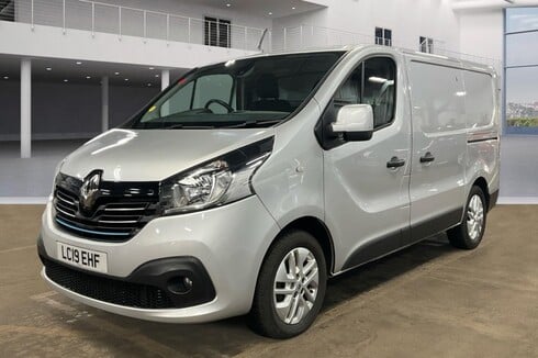 Renault Trafic SWB L1 Sl27 Sport Nav Dci Alloys Air Con Sensors Cruise EURO 6 NO VAT