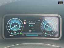 Hyundai KONA 64kWh Ultimate SUV 5dr Electric Auto (10.5kW Charger) (204 ps) 28