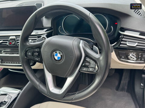 BMW 5 Series (Sold) 2.0 520d SE Touring 5dr Diesel Auto Euro 6 (s/s) (190 ps) 11