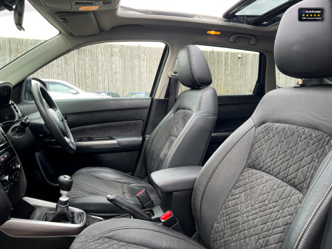 Suzuki Vitara 1.4 Boosterjet SZ5 SUV 5dr Petrol Manual Euro 6 (s/s) (140 ps) 19