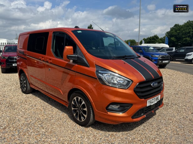 Ford Transit Custom Crew Cab [SOLD SM] AUTO SWB L1H1 320 Sport Air Con Cam Sensors EURO 6 NO VA 5