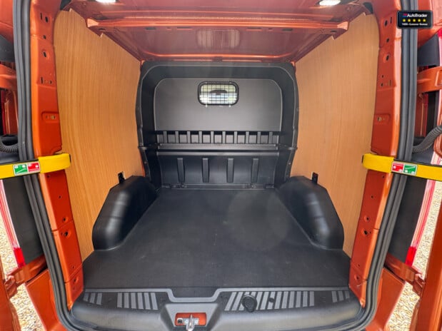 Ford Transit Custom Crew Cab [SOLD SM] AUTO SWB L1H1 320 Sport Air Con Cam Sensors EURO 6 NO VA 10