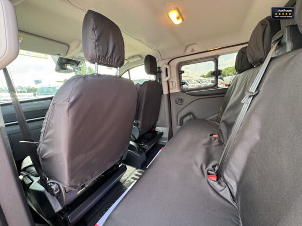 Ford Transit Custom Crew Cab [SOLD SM] AUTO SWB L1H1 320 Sport Air Con Cam Sensors EURO 6 NO VA 13